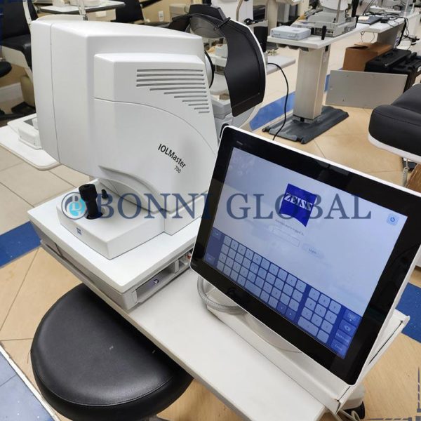 Carl Zeiss IOL MASTER 700 Optical Biometry