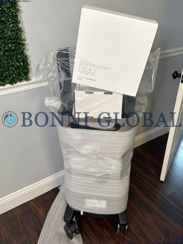 Hydrafacial Syndeo Hydrodermabrasion Machine