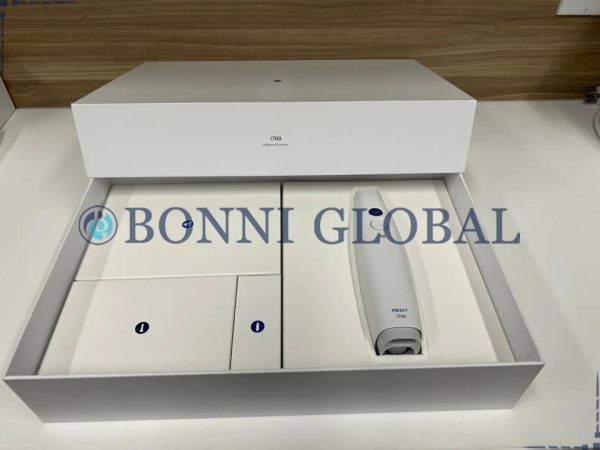 Medit i700 Intraoral Scanner
