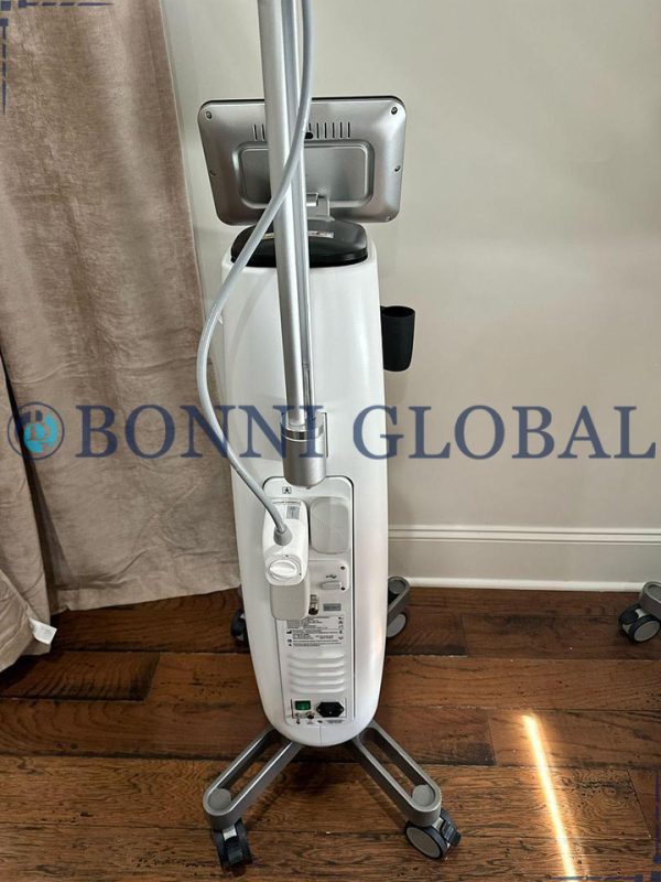 Lutronic Genius Radio Frequency Mirconeedling Device
