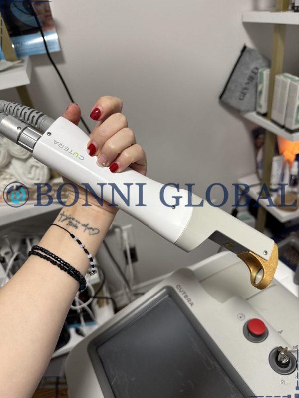Cutera Excel HR Laser Hair Removal System