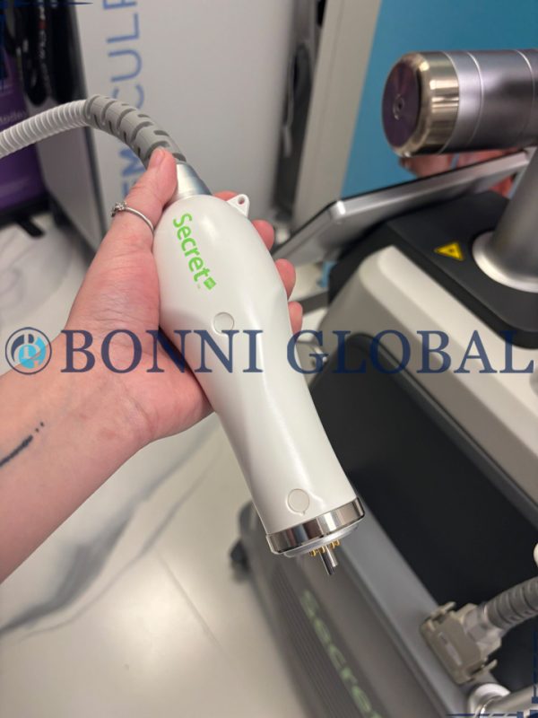 Cutera Secret PRO RF microneedling with Co2 Laser - Image 7